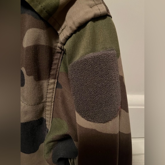 Vintage LF small jacket with lace skull detail on back - Picture 5 of 12